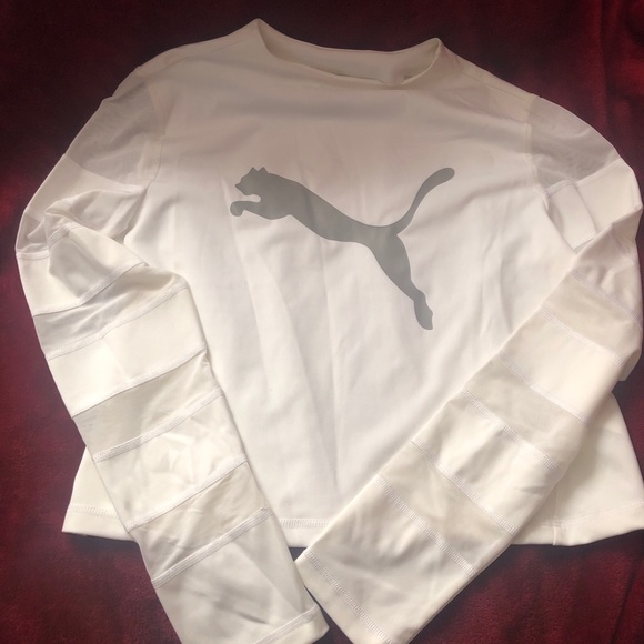 cropped puma long sleeved - Picture 1 of 1